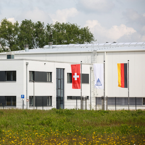 Firmensitz der SKAN Deutschland GmbH im Industrie- und Gewerbegebiet Hagenwerder – Quelle: Skan Deutschland GmbH